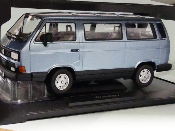 1/18 Norev VW T3 Multivan 1990 lightbluemetallic 188544