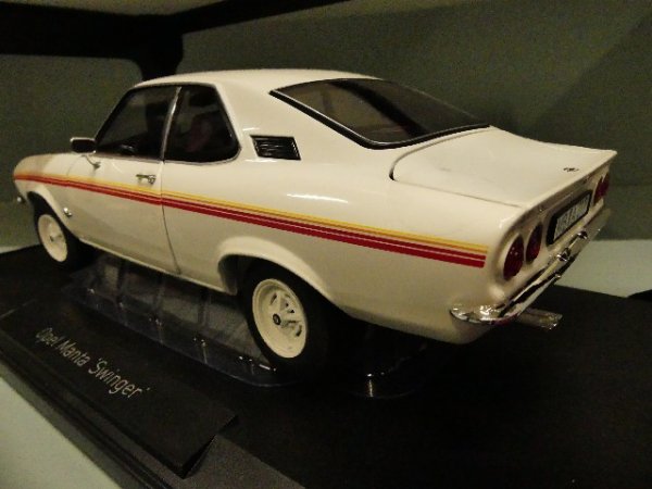 1/18 Norev Opel Manta Swinger 1975 weiß 183637