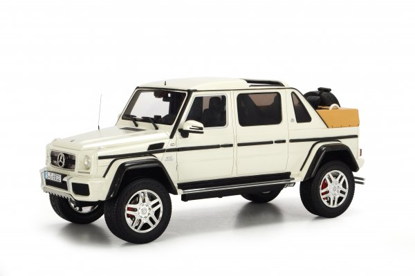 1/18 Schuco Mercedes Maybach G650 Landaulet weiß 450017800