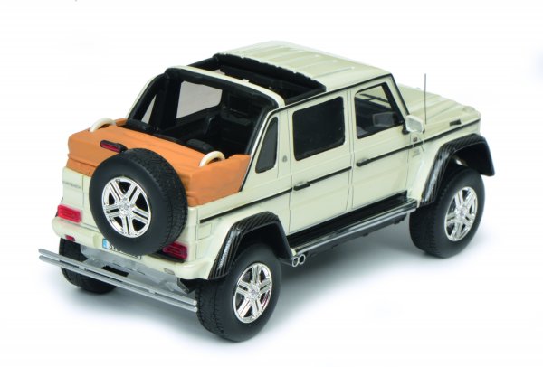 1/18 Schuco Mercedes Maybach G650 Landaulet weiß 450017800