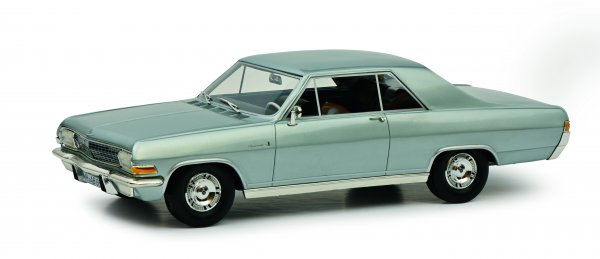 1/18 Schuco Opel Diplomat A silber 450021900