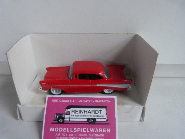 1/43 Ertl Chevrolet 1957 rot 2540