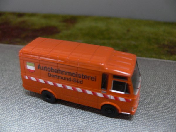 1/87 Brekina Fiat Zeta Autobahnmeisterei Dortmund 93461