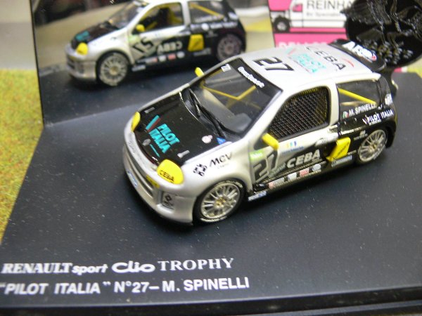 1/43 UH 1819 Renault Sport Clio Trophy Pilot Italia #27 M.Spinelli