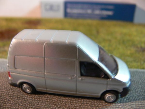 1/87 Rietze VW T5 Transporter Kasten silbermetallic 21538