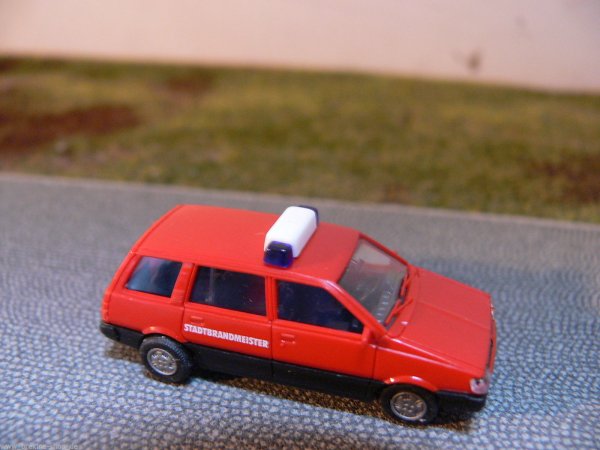 1/87 Rietze Mitsubishi Space Wagon Stadtbrandmeister FW 50194