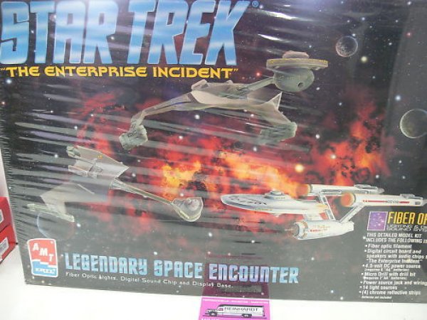 AMT 8254 Star Trek The Enterprise Incident