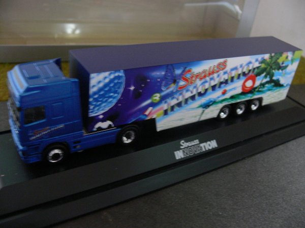 1/87 Herpa DAF 95 Strauss Innovation Koffer-Sattelzug