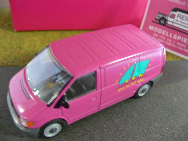 1/43 NZG MB Vito Kastenwagen pink ''Ohne uns läuft nichts!''420/421