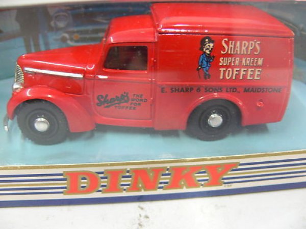 1/43 Dinky Commer 8 CWT Van Sharps S.-Kreem Toffee 35008 DY-8