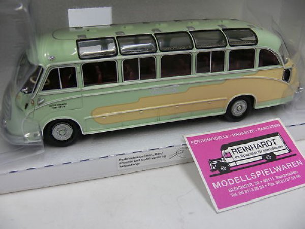 1/43 Minichamps Setra S8 Touring SoMo