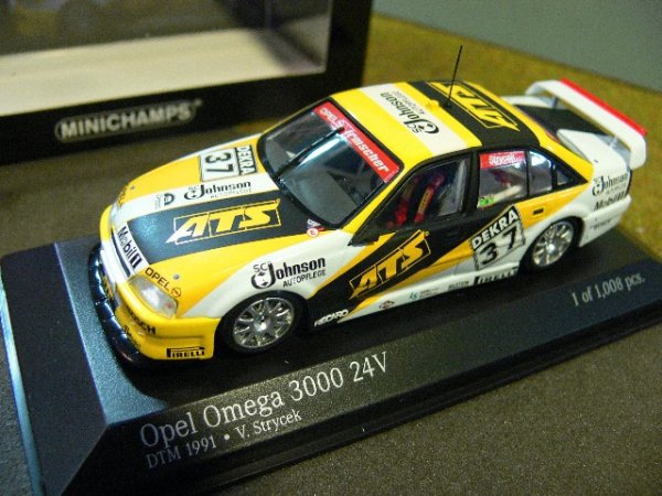 1/43 Minichamps Opel Omega A 3000 Irmscher Volker Strycek DTM 1991