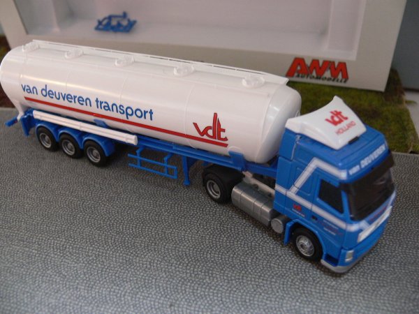 1/87 AWM Volvo FH12 VDT Van Deuren Transport Holland NL Silo-Tank-SZ 53087