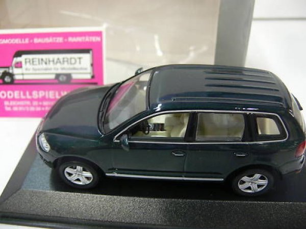 1/43 Minichamps VW Touareg 2003 dunkelgrün