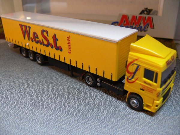 1/87 AWM DAF XF SZ W.e.S.t. Weiner Strassentrans Österreich A 71303