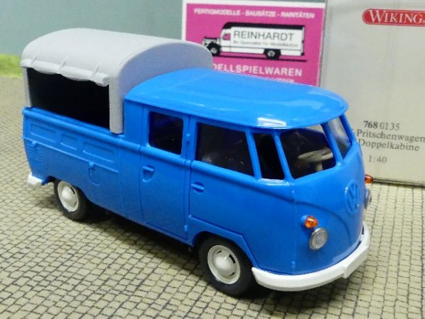 1/40 Wiking VW T1 mit DoKa und 2 Personen blau 768 01