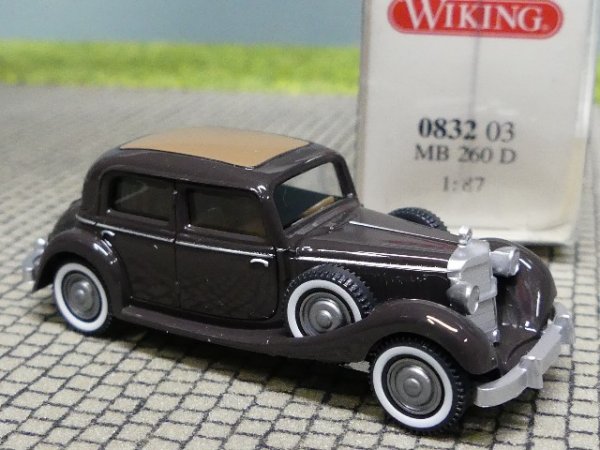 1/87 Wiking MB 260 D dunkelbraun 832 02 B