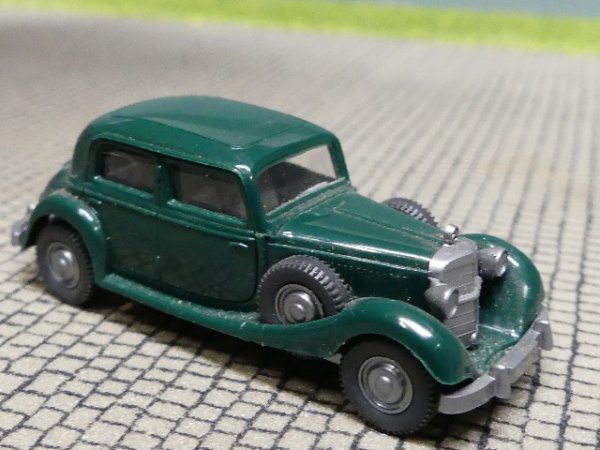 1/87 Wiking MB 260 D 1937 dunkelgrün 832 6 A