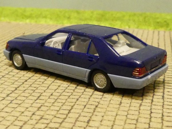 1/87 Wiking MB 500 SEL nachtblau 158 03