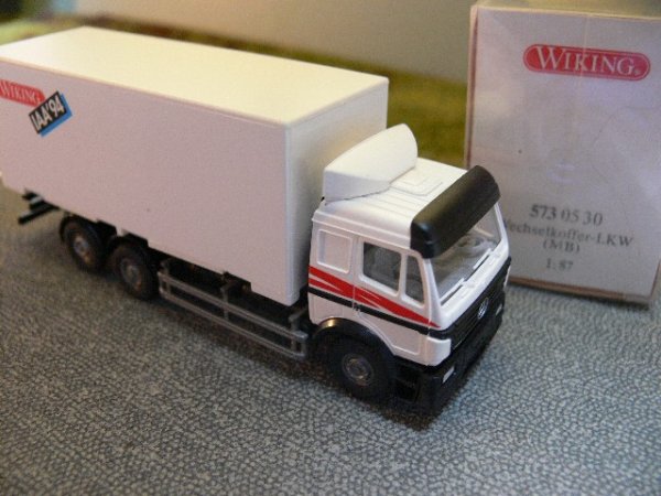 1/87 Wiking MB SK Wiking IAA 1994 Wechselkoffer-LKW 573 05 B