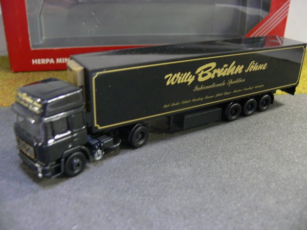 1/87 Herpa MAN Willy Bruhn Spedition Kühlkoffer-Sattelzug 143417