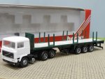 1/87 Herpa Volvo F12 Rungen-Sattelzug weiss/grün 839022