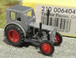 1/87 Mehlhose Traktor Pionier grau 210 006404