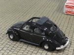 1/87 Busch VW Käfer mit Schiebedach schwarz 52942